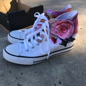 BRAND NEW CONVERSE ❣️